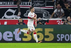 Zahuktali Sankt Pauli zaustavljen u Štutgartu, meč obeležila majstorija Demirovića